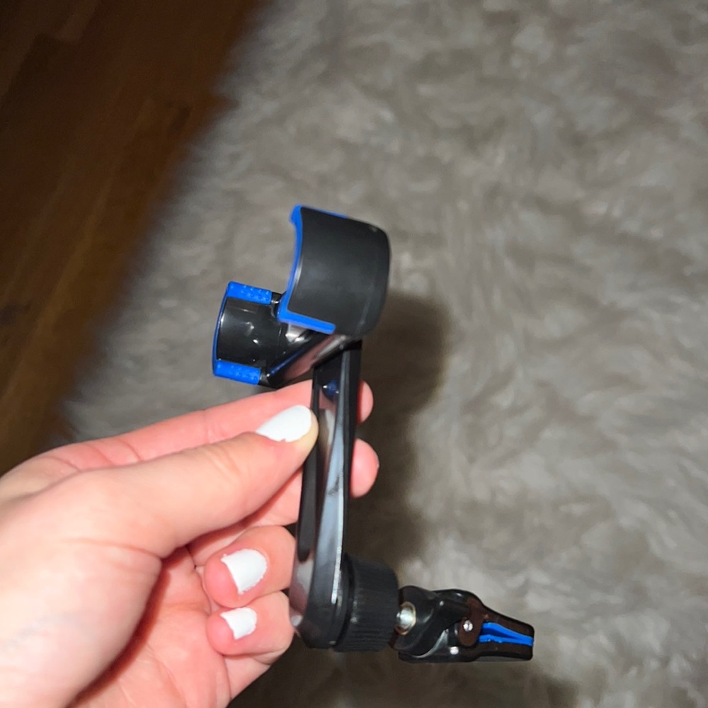 PHONE CAR MOUNT
